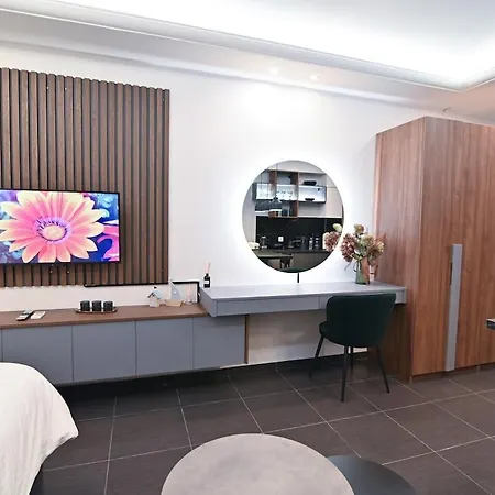 Appartement Efanton 2 *